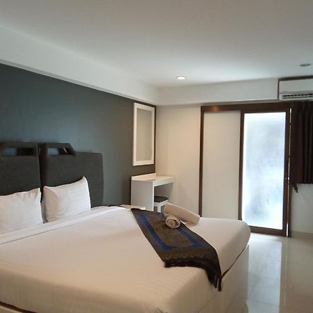 Sunny Residence Bangkok Buitenkant foto